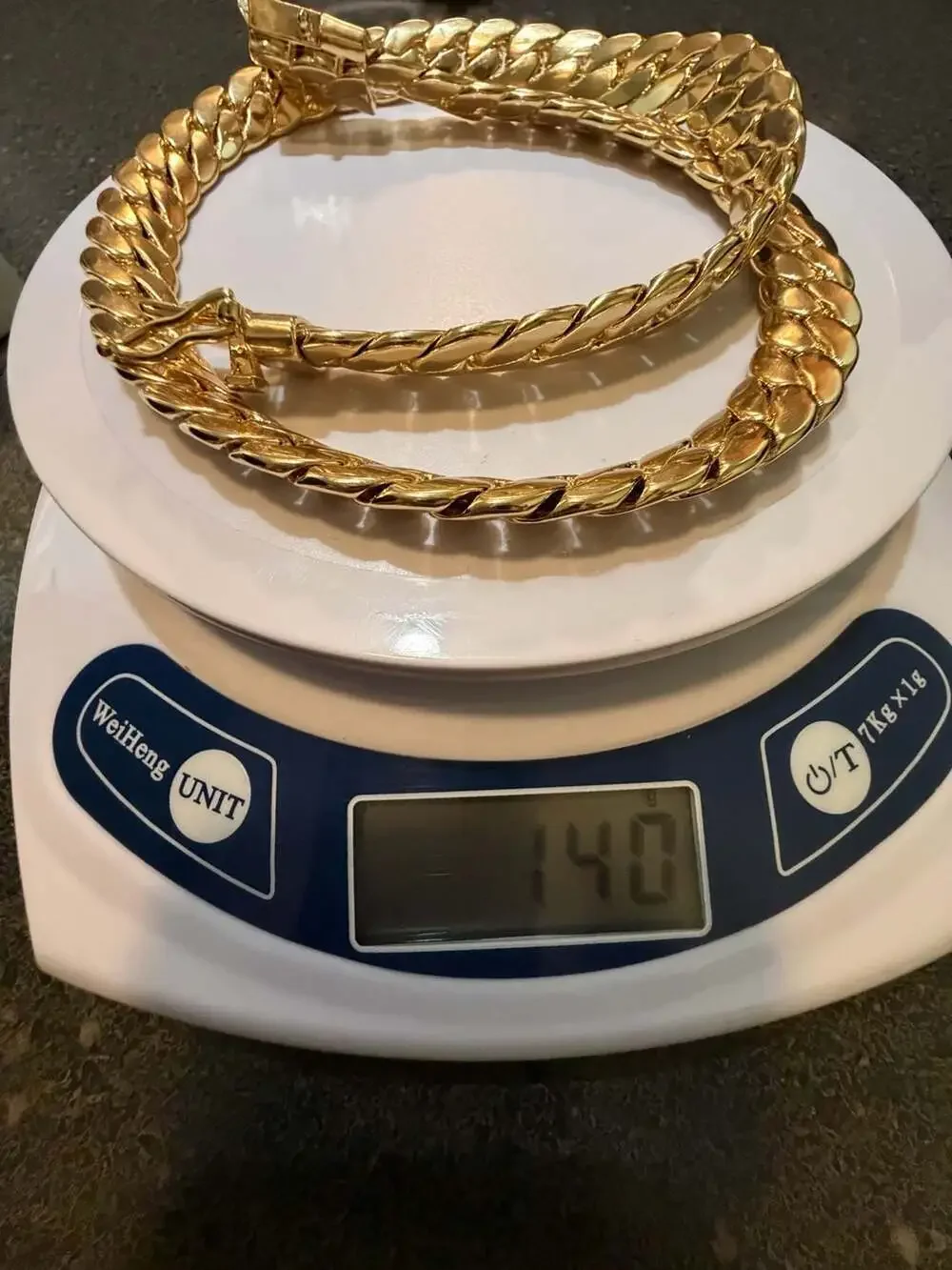 Unbranded 14k gold